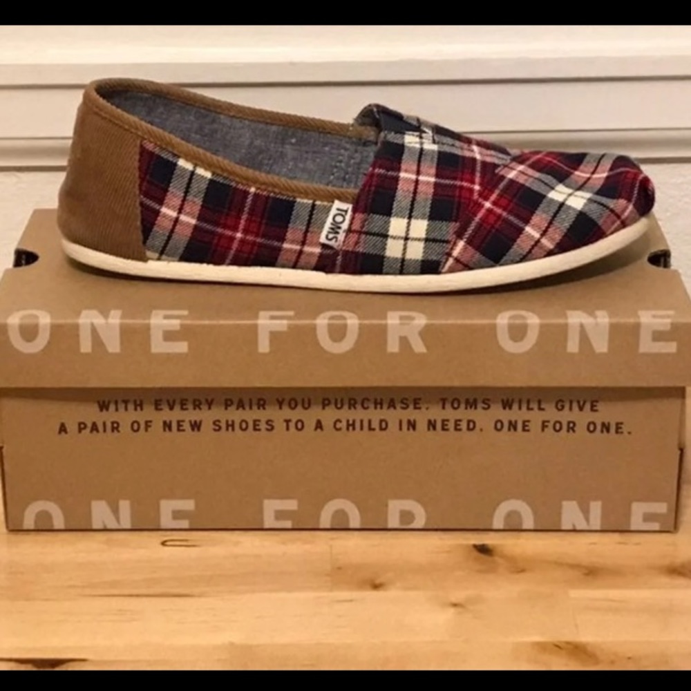Toms Red Checkered Plaid - Size 9.5